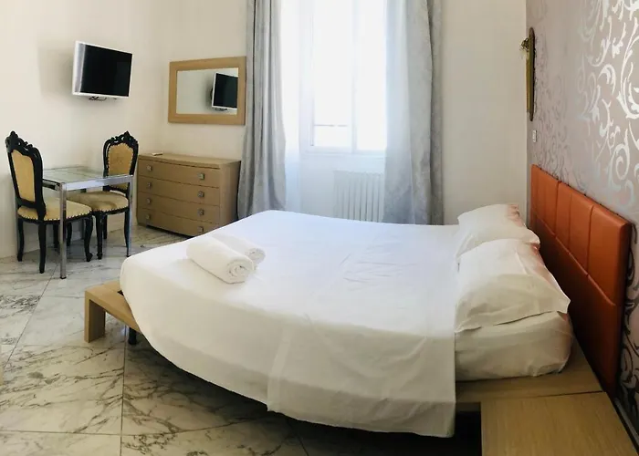 Bed & Breakfast Parisa 3*