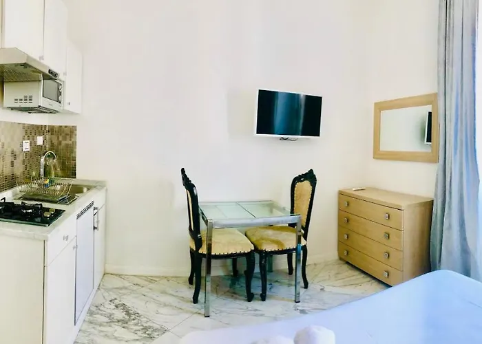 Parisa Bed & Breakfast